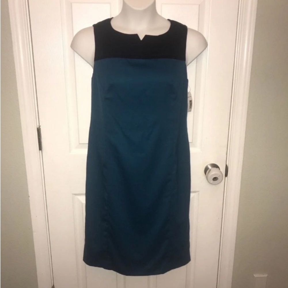 Made in USA
98% viroin wool
2% lycra(r)